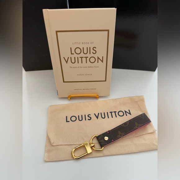 🌟 Louis Vuitton Bundle-Giveaway Entry - Picture 1 of 1
